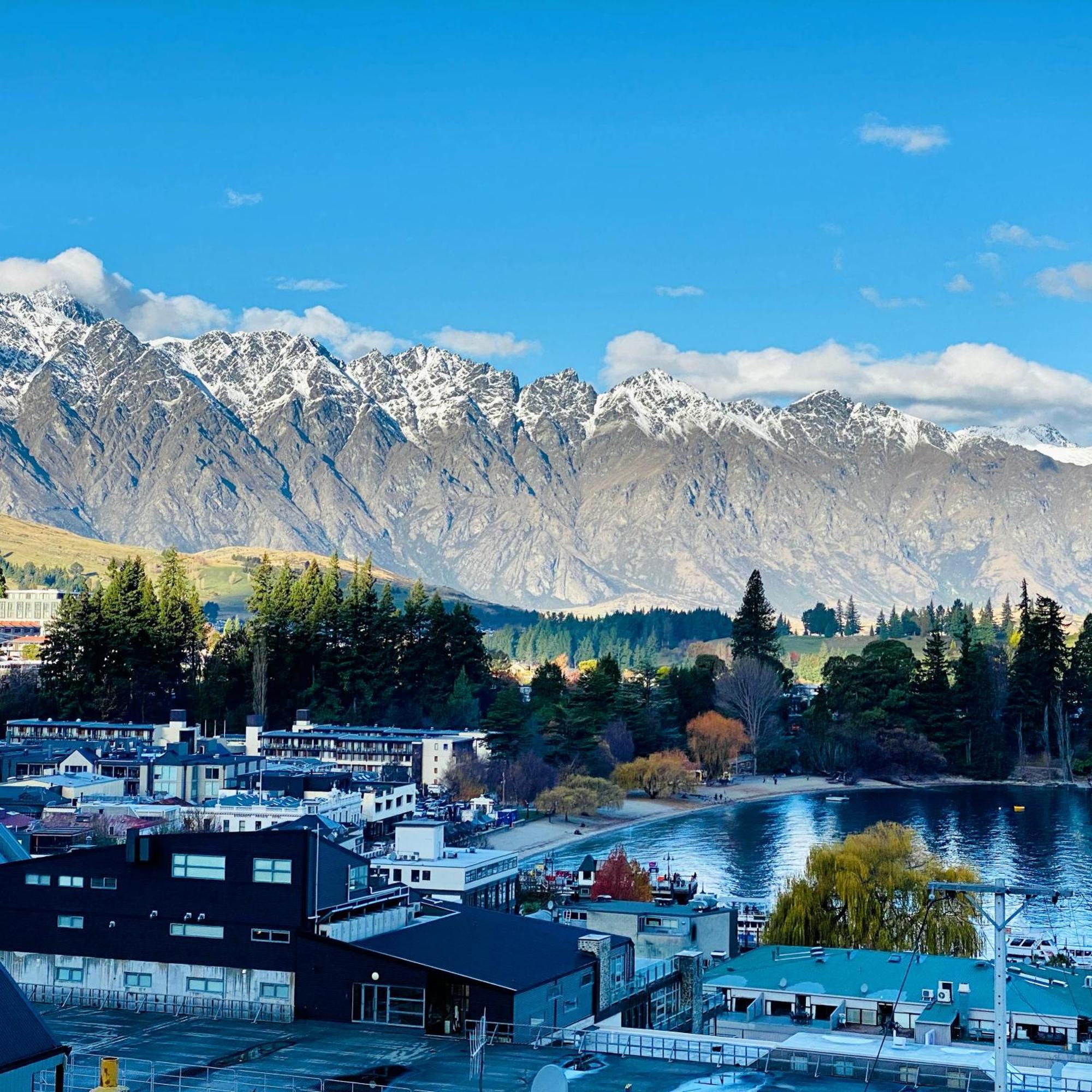 Browns Boutique Hotel Queenstown Exterior photo